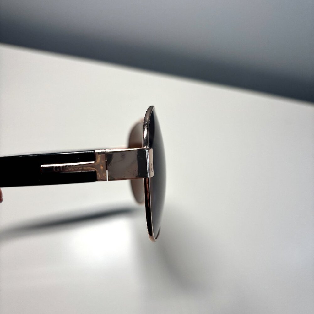 Gucci CD029 Aviator Sunglasses – Gold Frame, Brown Gradient Lenses - Picture 3 of 8